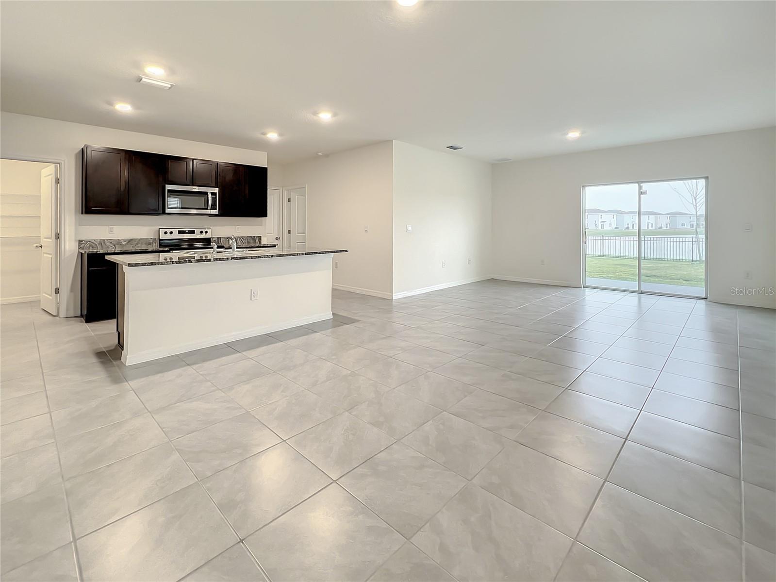 10556 PENNY GALE LOOP, SAN ANTONIO, FL, 33576