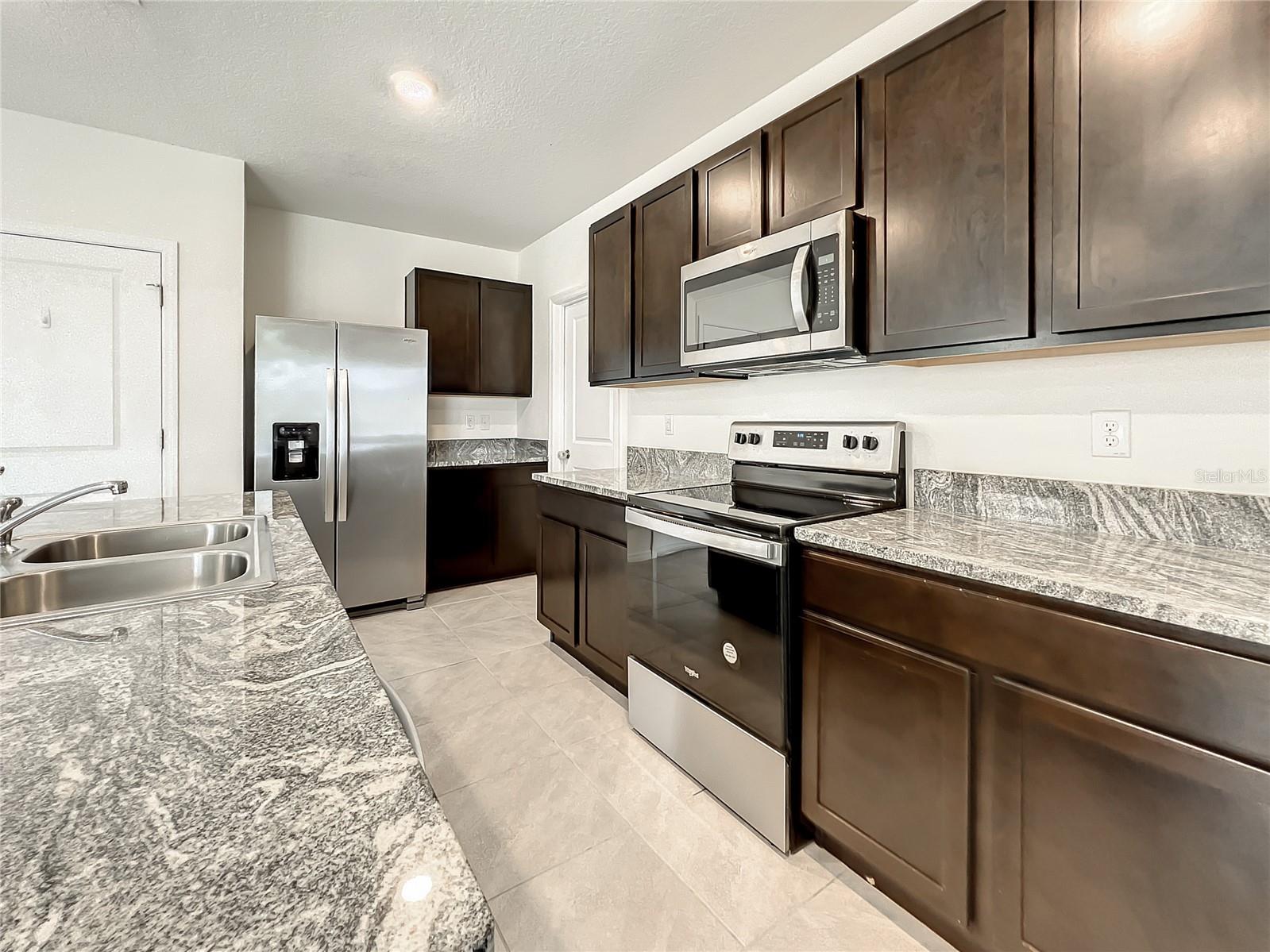 10556 PENNY GALE LOOP, SAN ANTONIO, FL, 33576