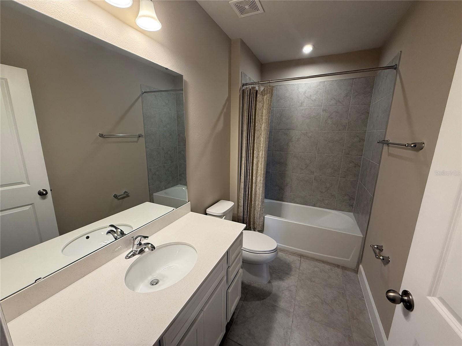 10013 DAYBREAK GLN, PARRISH, FL, 34219