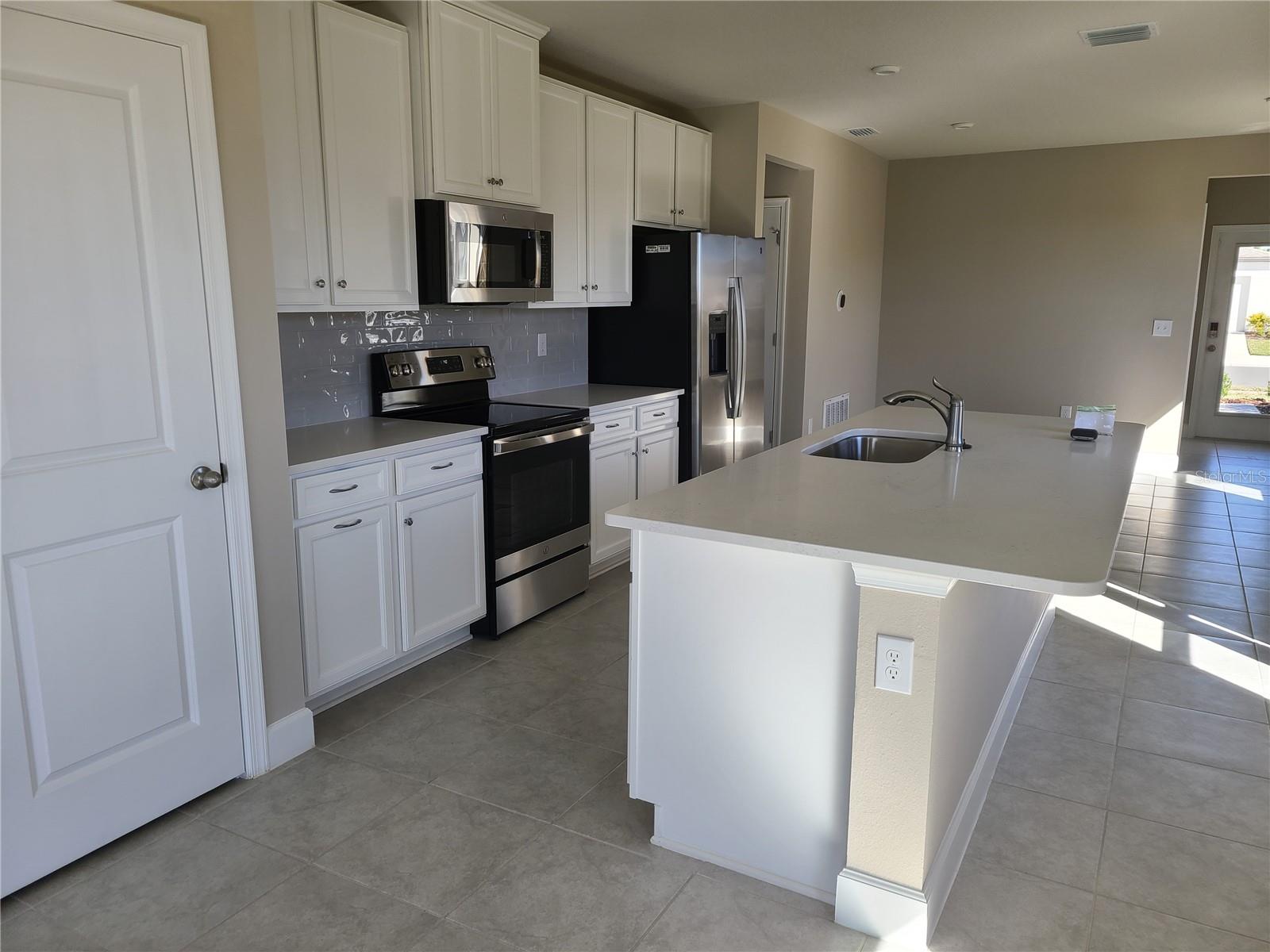 10013 DAYBREAK GLN, PARRISH, FL, 34219