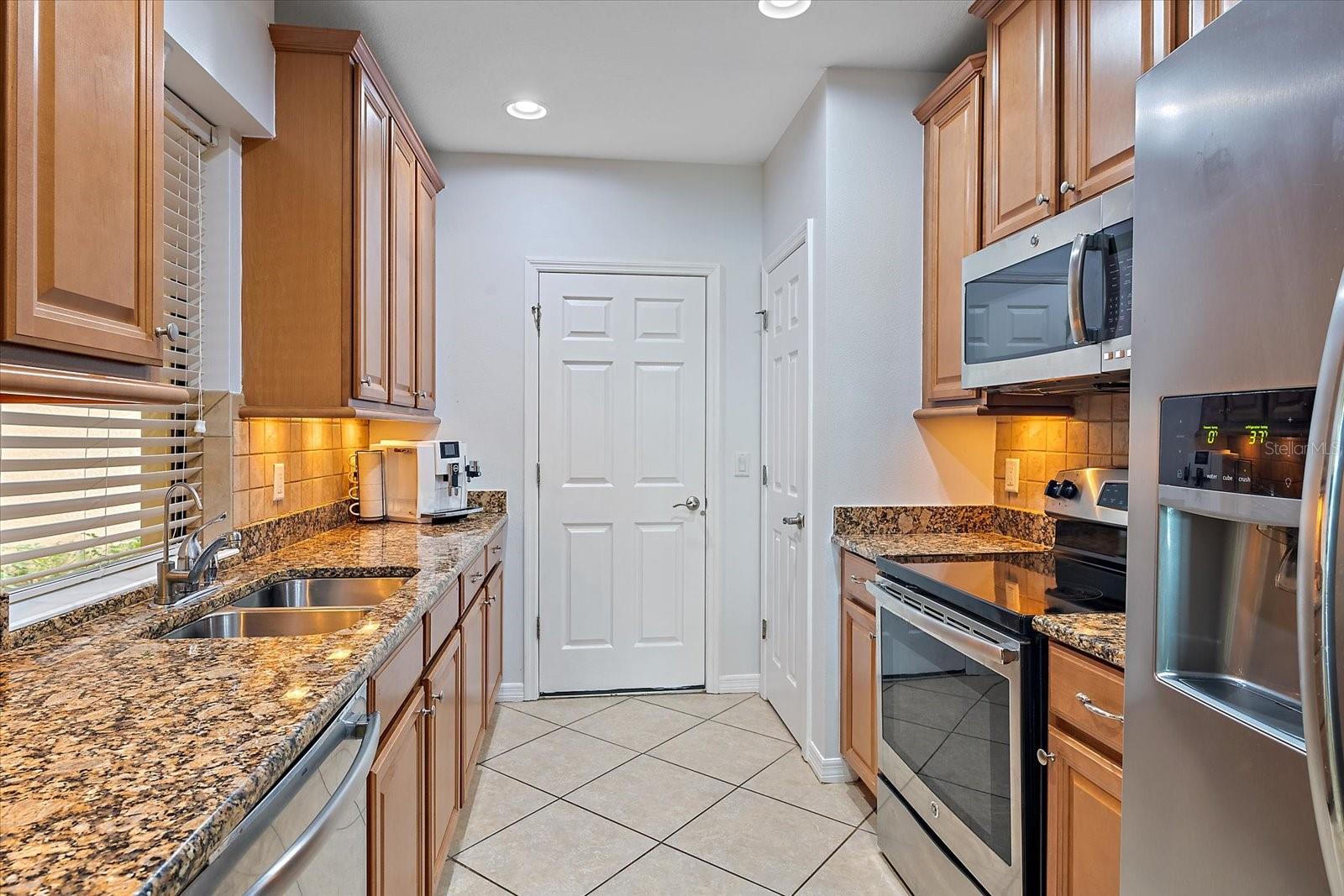 7325 SKYBIRD RD #399, BRADENTON, FL, 34209