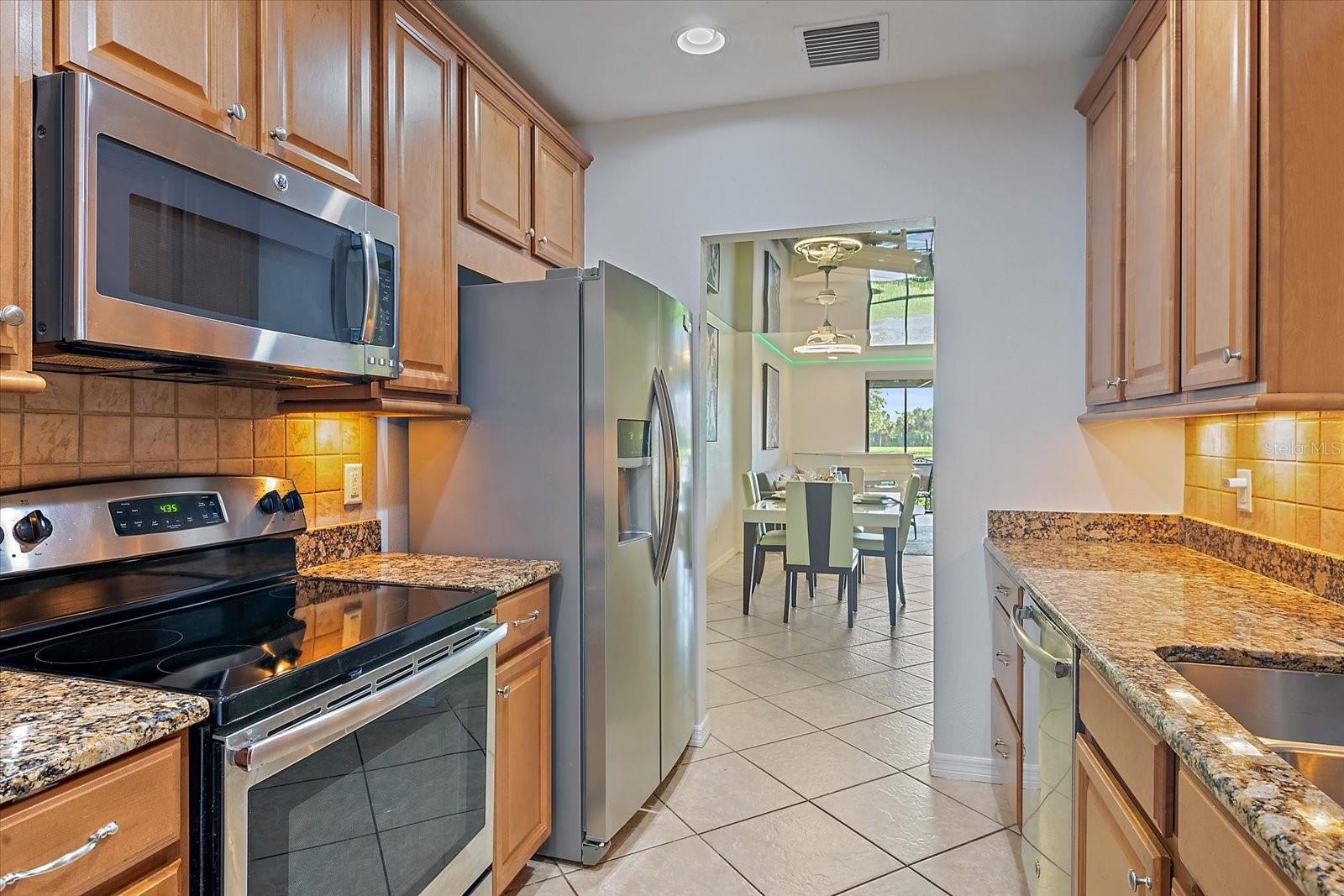 7325 SKYBIRD RD #399, BRADENTON, FL, 34209