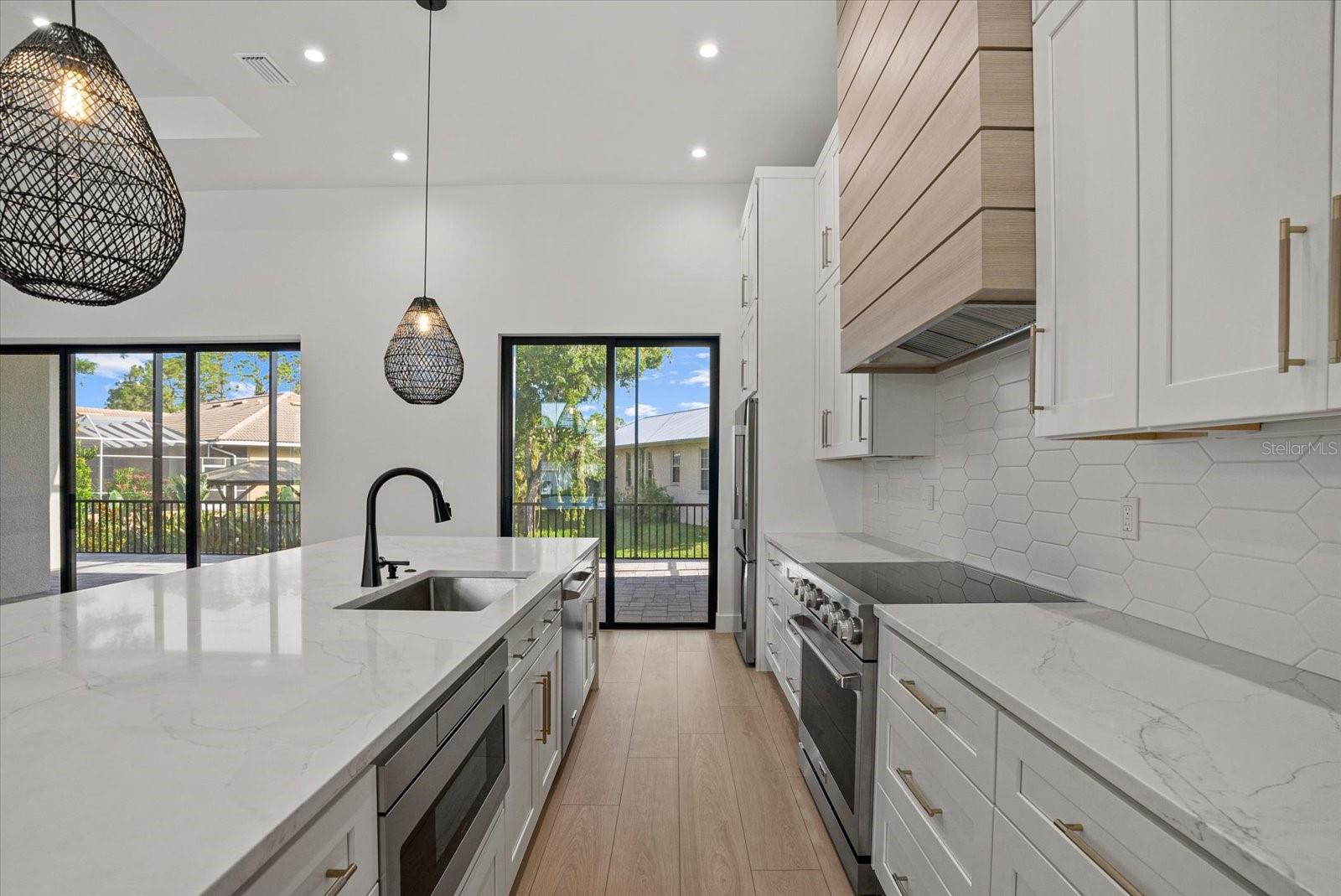 1605 LANDFALL DR, NOKOMIS, FL, 34275