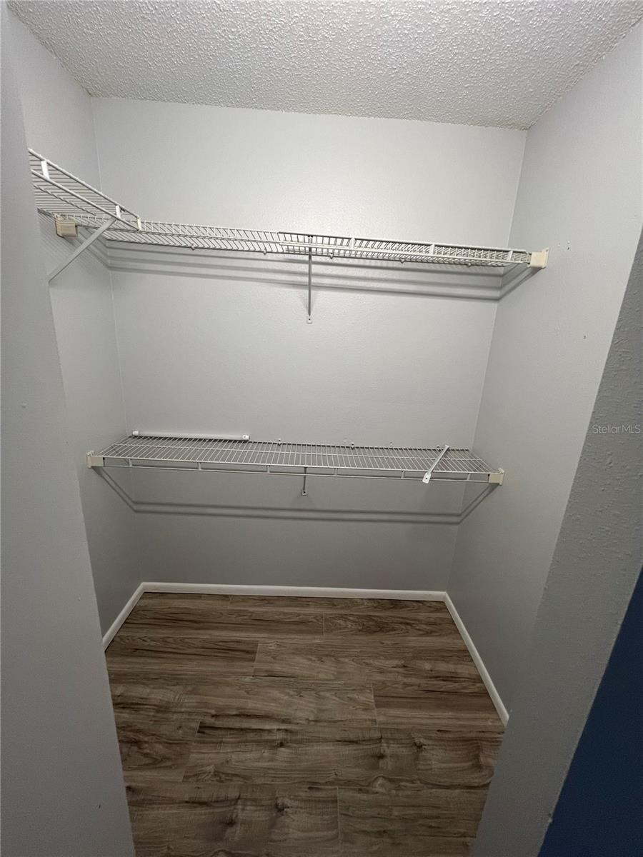 183 EDGEWATER CIR, SANFORD, FL, 32773