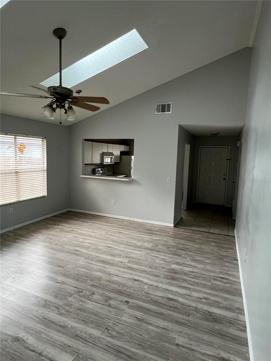 183 EDGEWATER CIR, SANFORD, FL, 32773