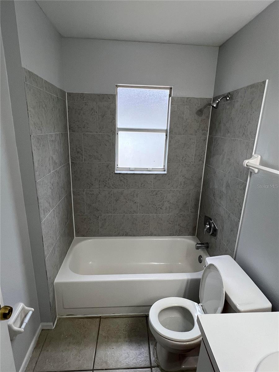 183 EDGEWATER CIR, SANFORD, FL, 32773