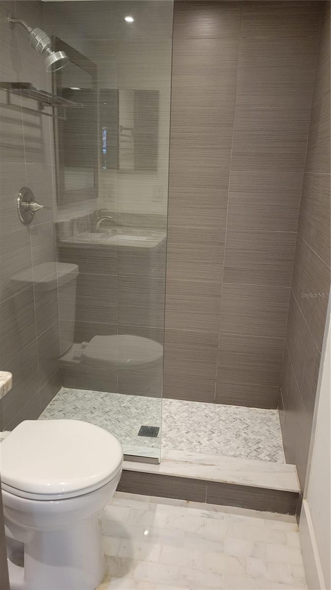 2224 BAHIA VISTA ST #E1, SARASOTA, FL, 34239