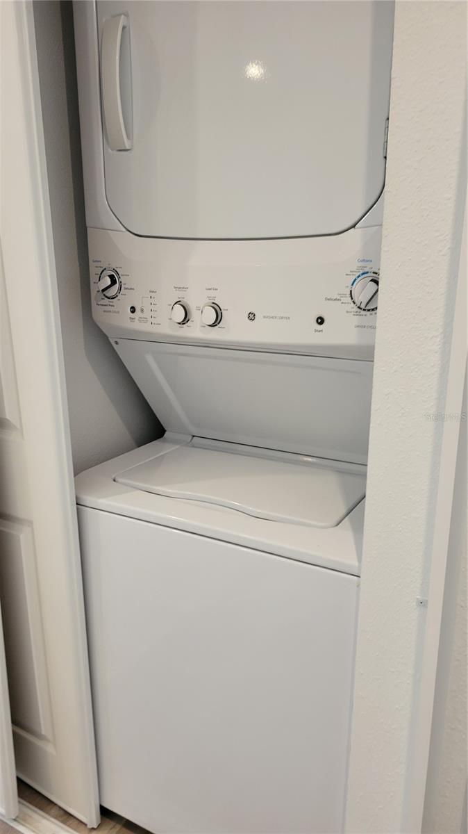 2224 BAHIA VISTA ST #E1, SARASOTA, FL, 34239