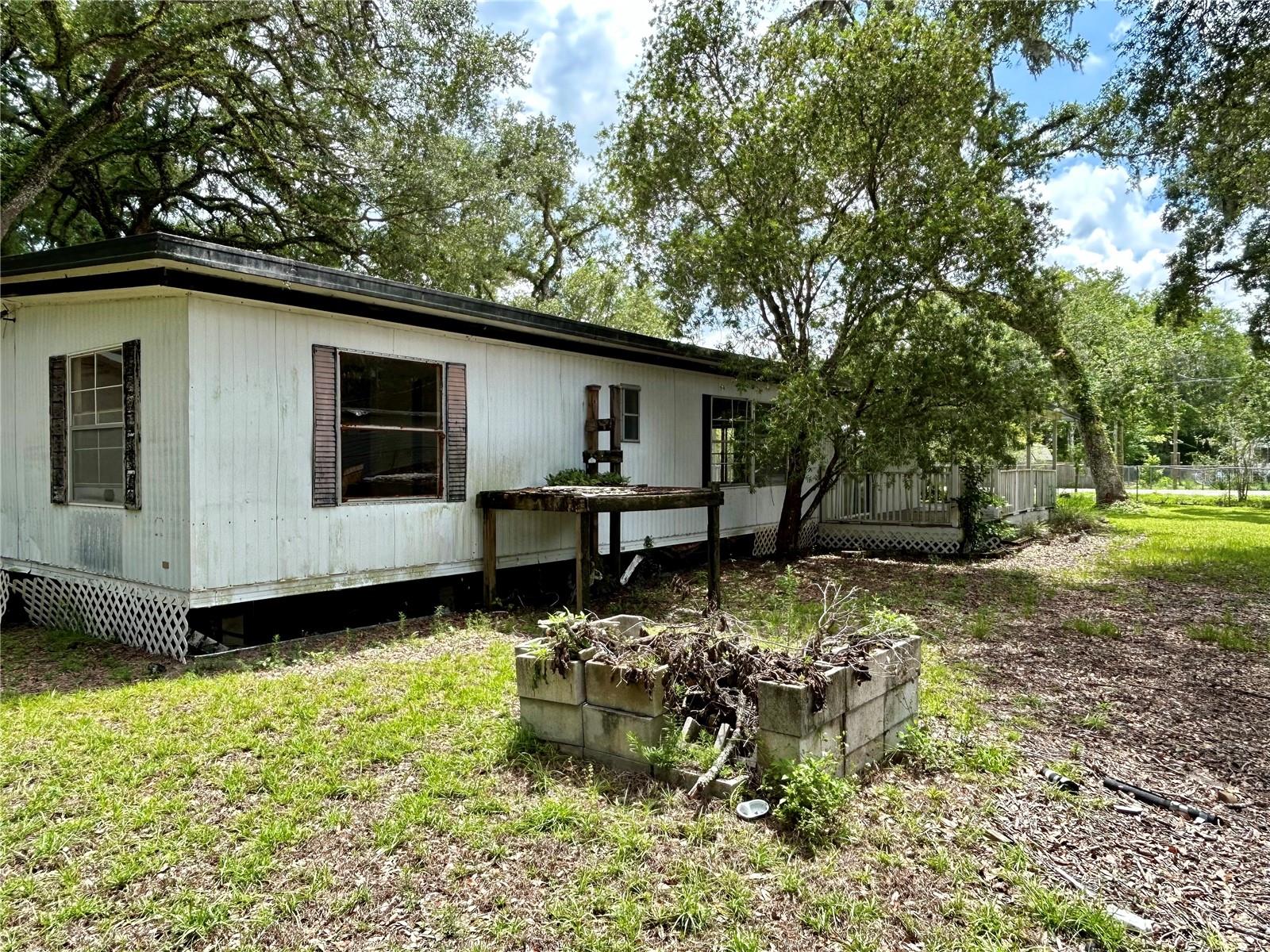 O6315919 Property Photo