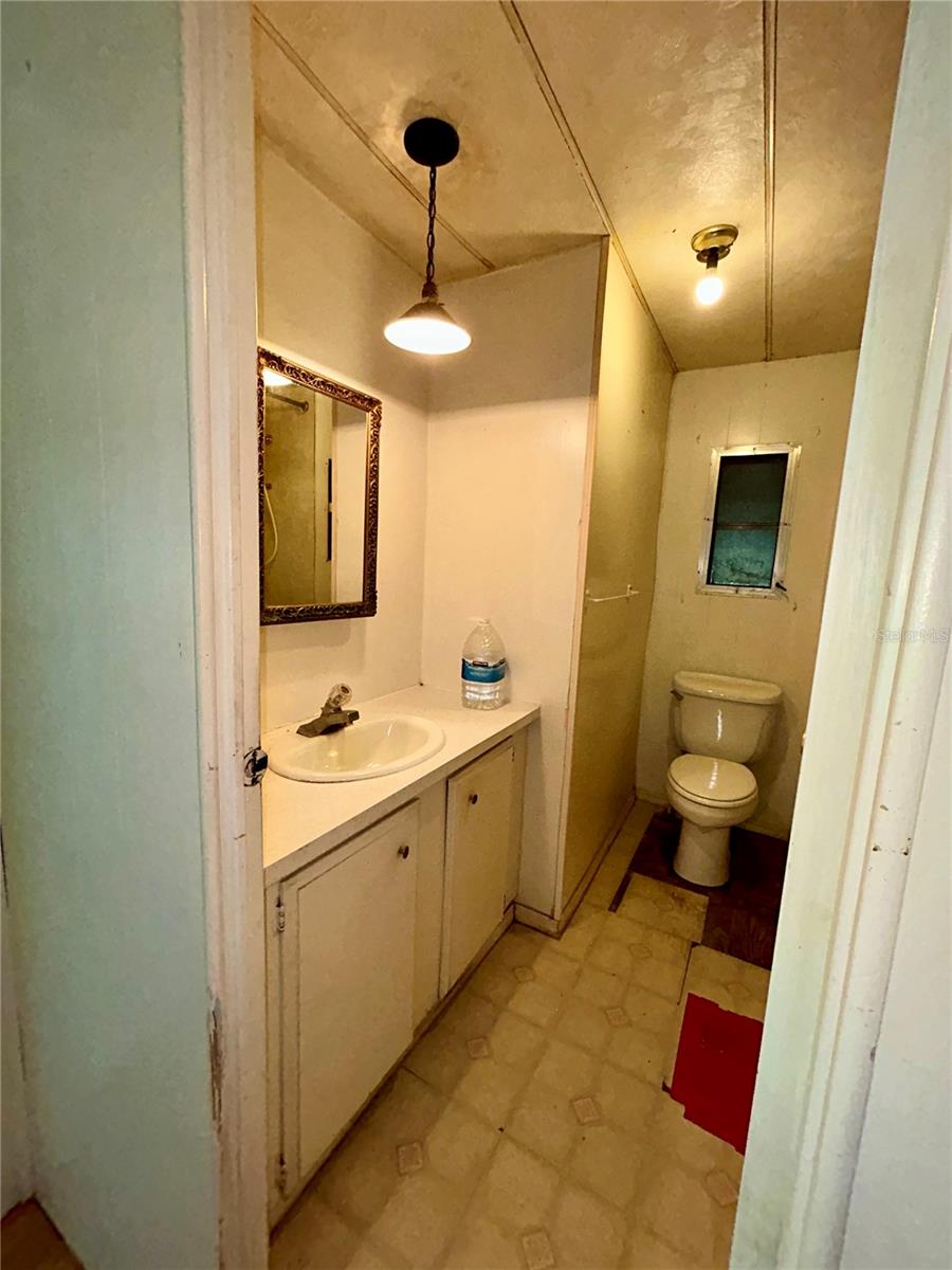 O6315919 Property Photo