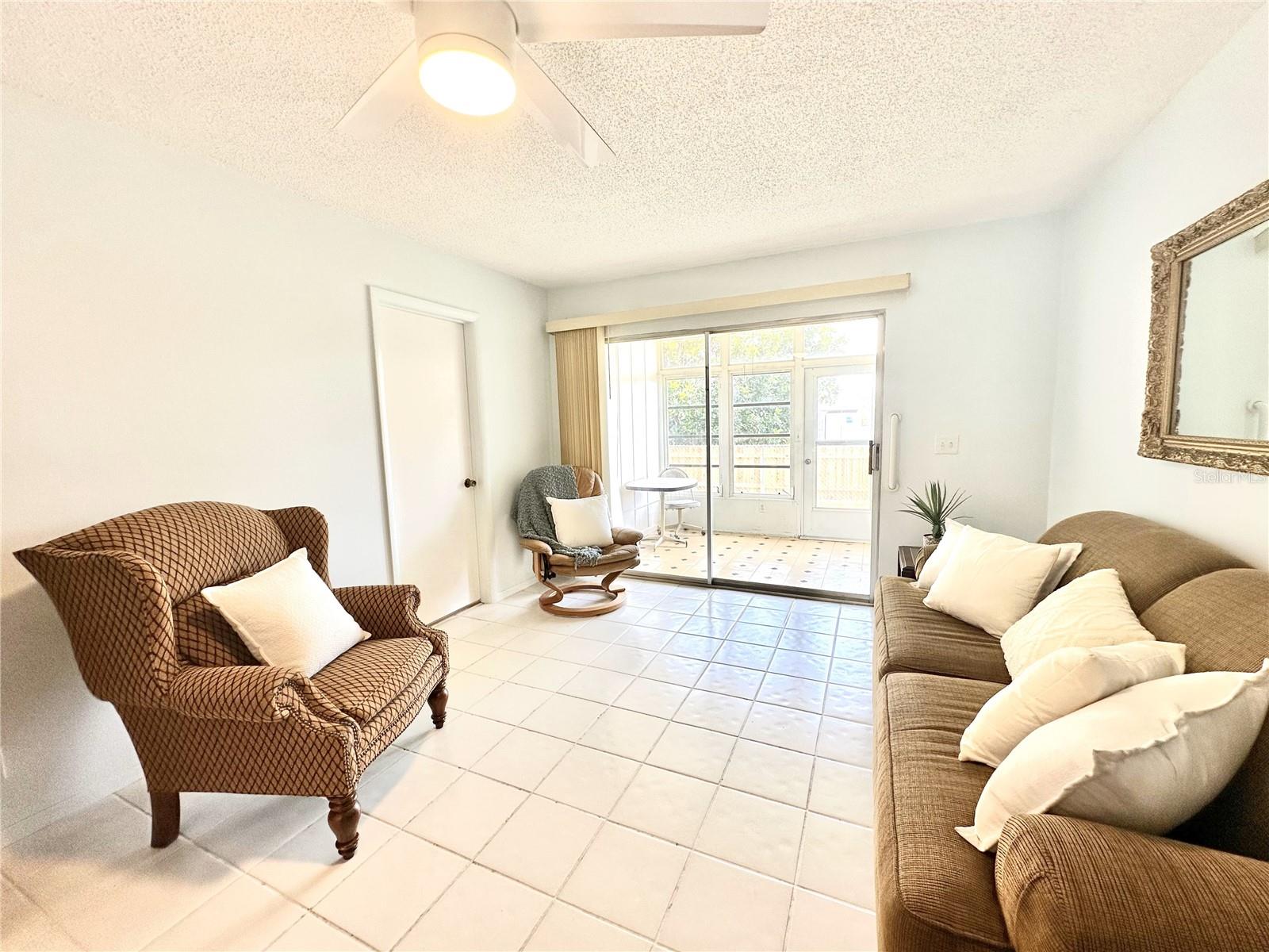 TB8394068 Property Photo