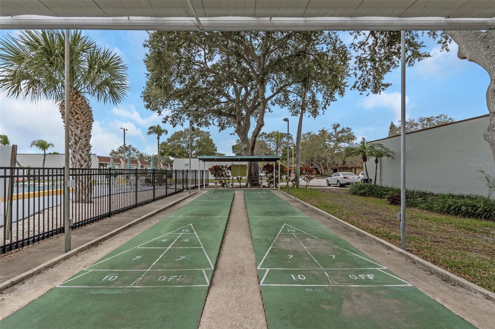 TB8394068 Property Photo