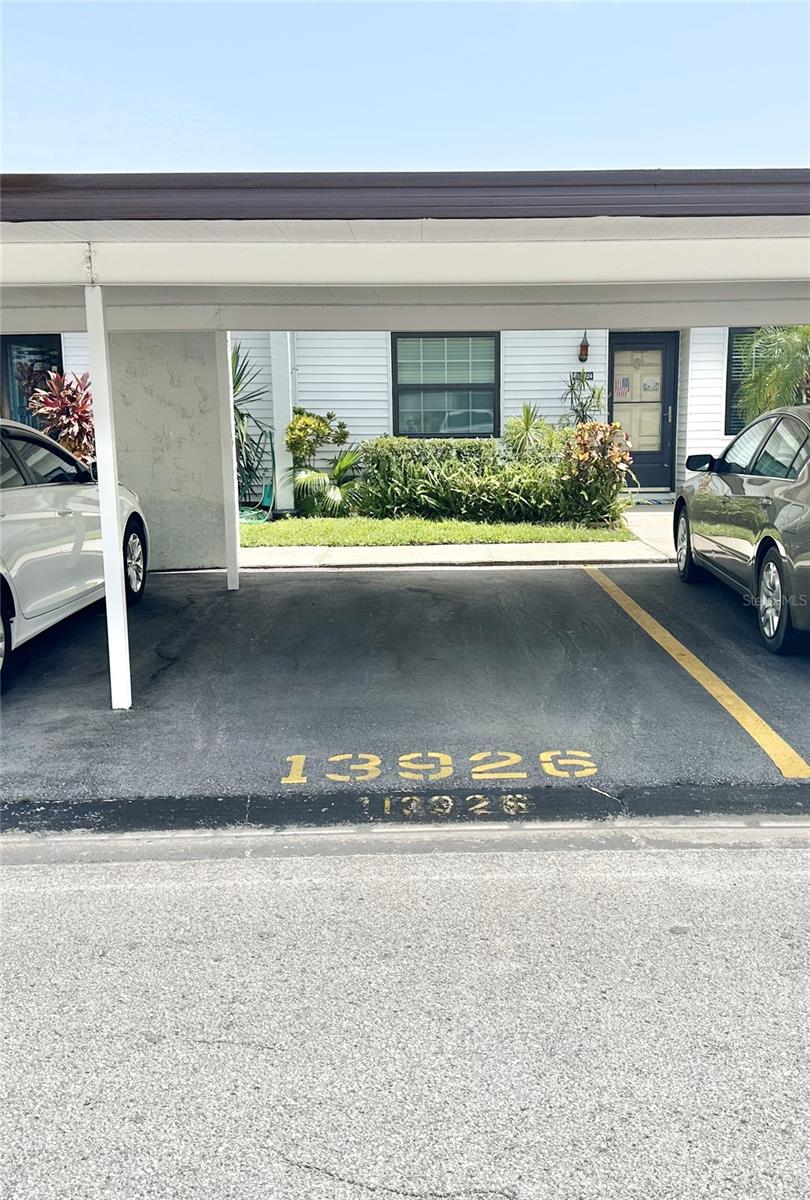 TB8394068 Property Photo