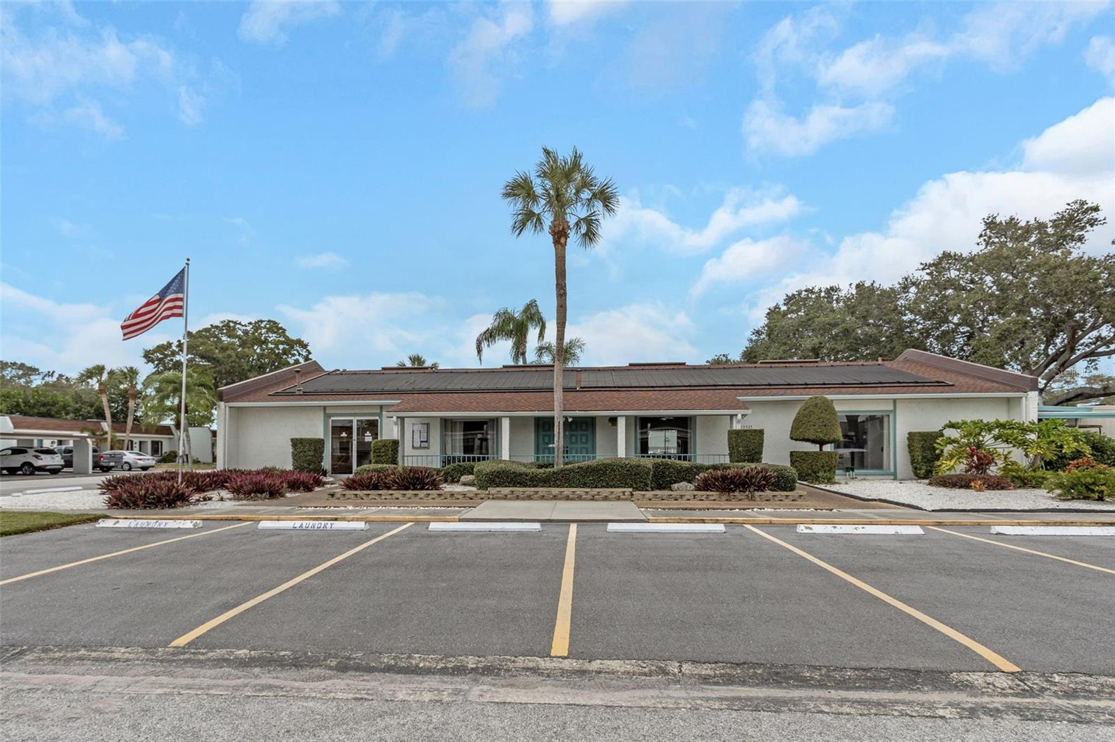 TB8394068 Property Photo