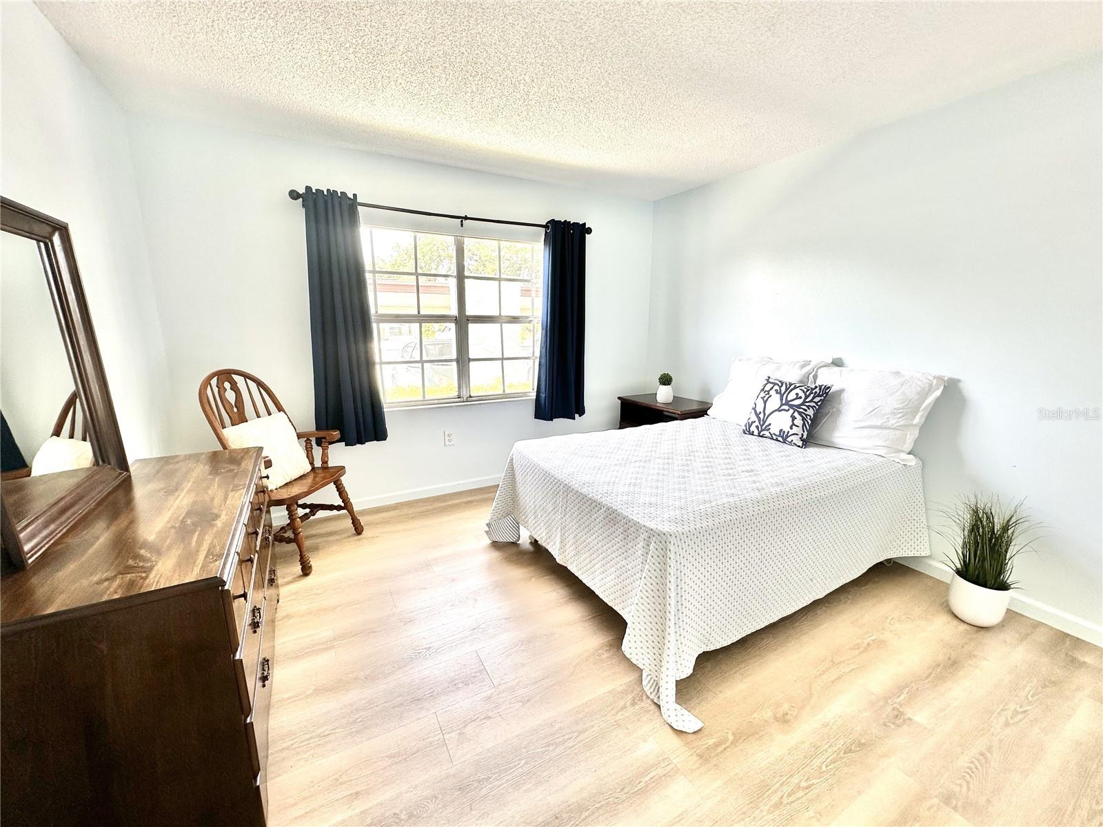 TB8394068 Property Photo