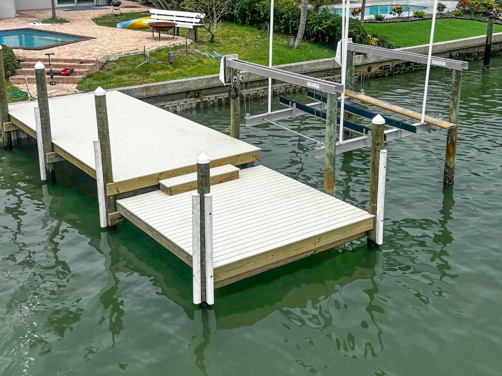 TB8394201 Property Photo