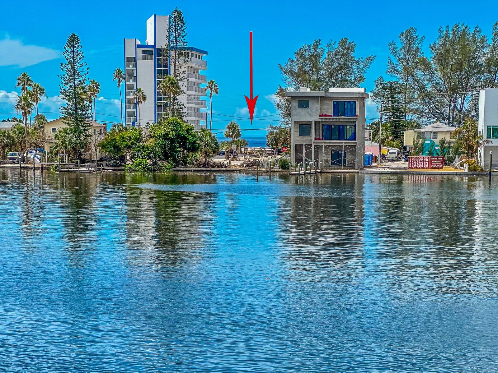 TB8394201 Property Photo