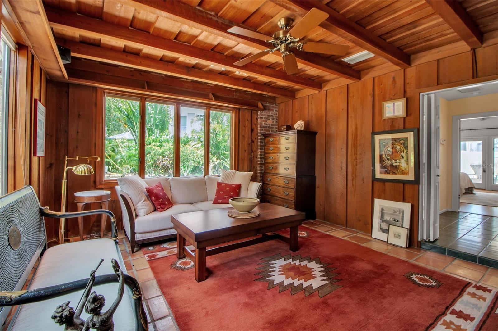 A4655115 Property Photo