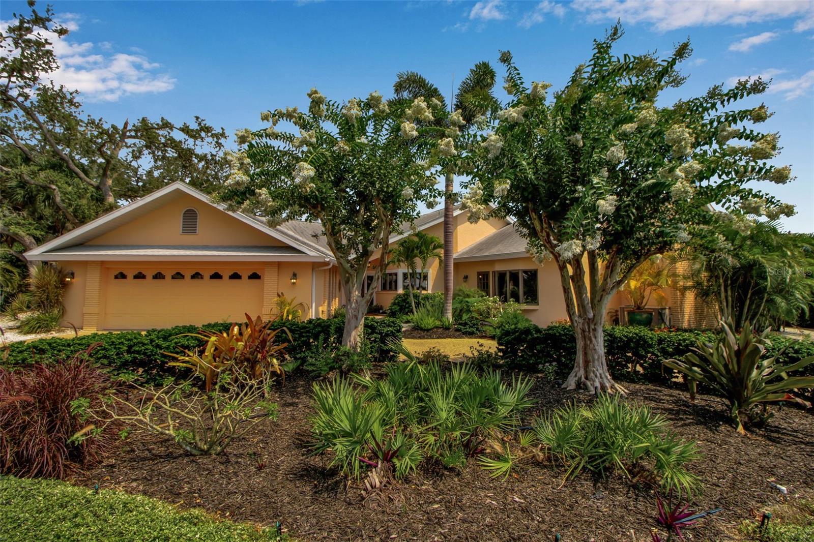 A4655115 Property Photo