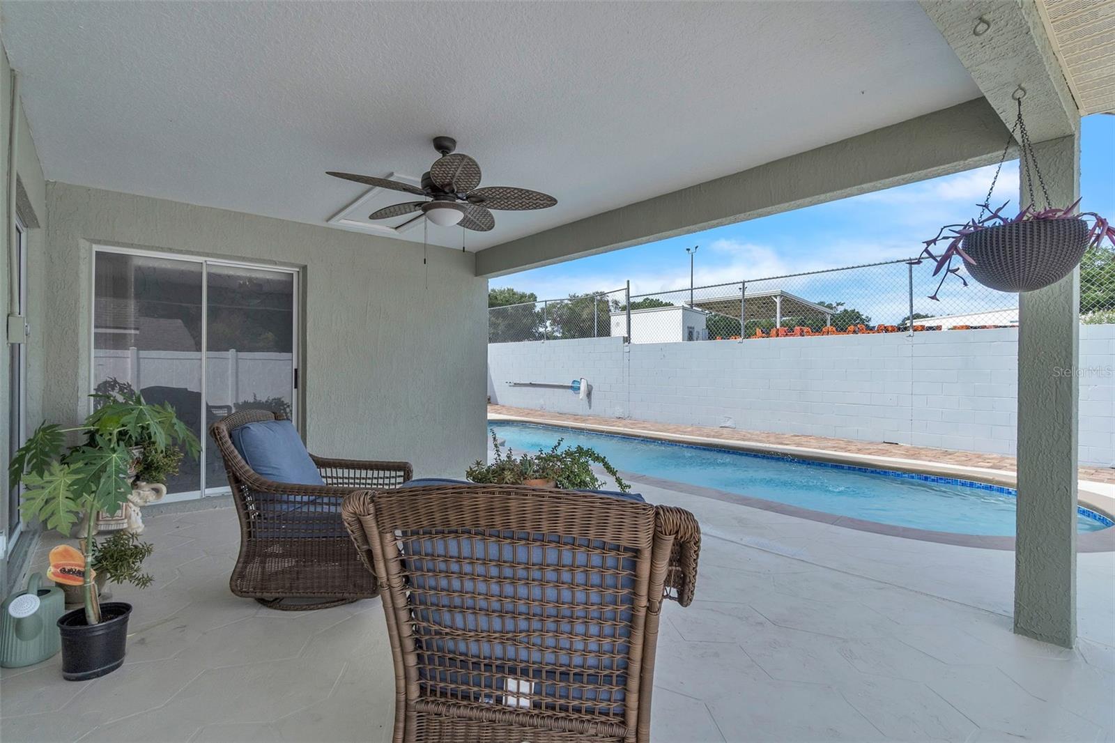 574 ROUZER ST, APOPKA, FL, 32712