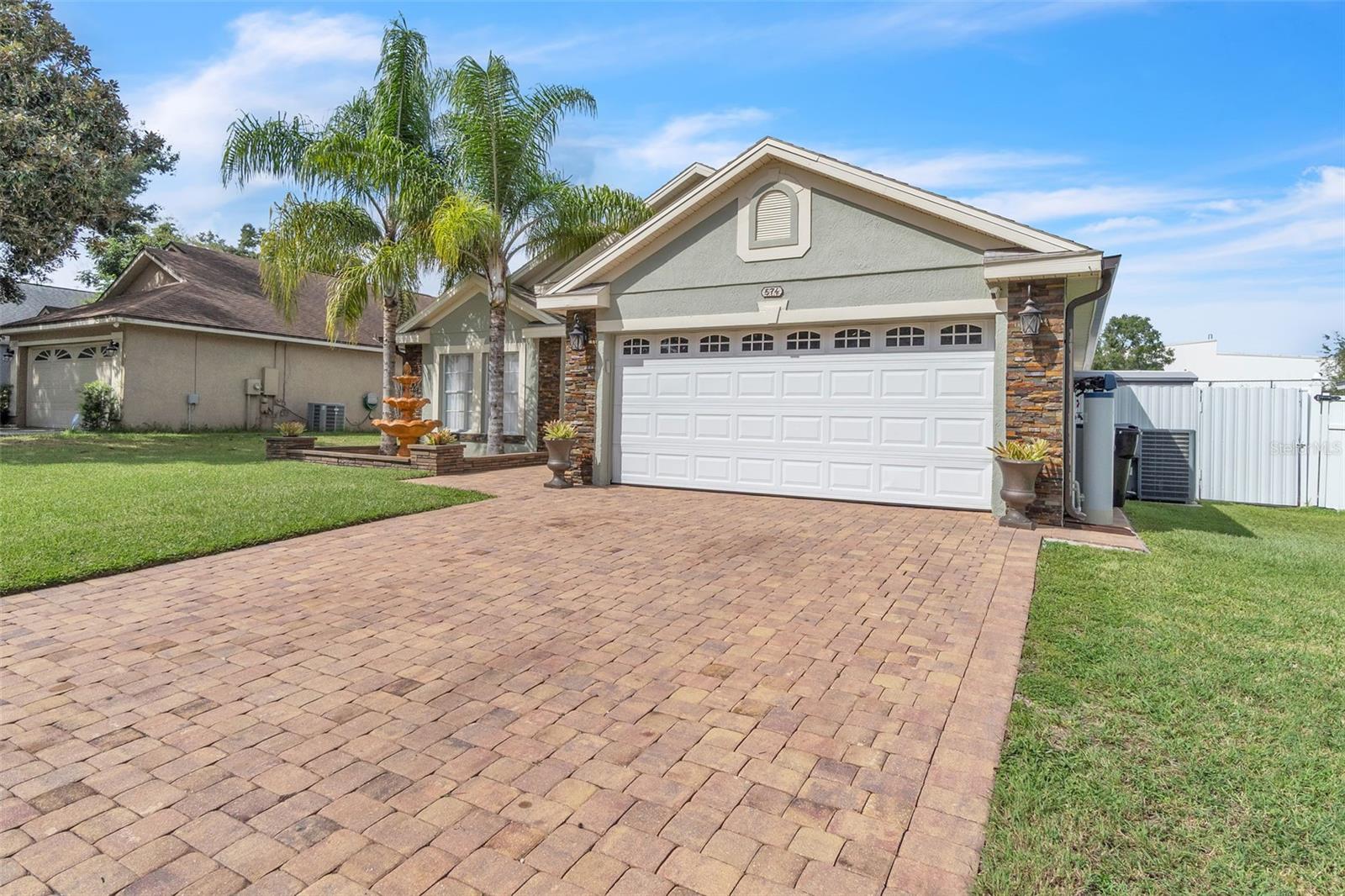 574 ROUZER ST, APOPKA, FL, 32712