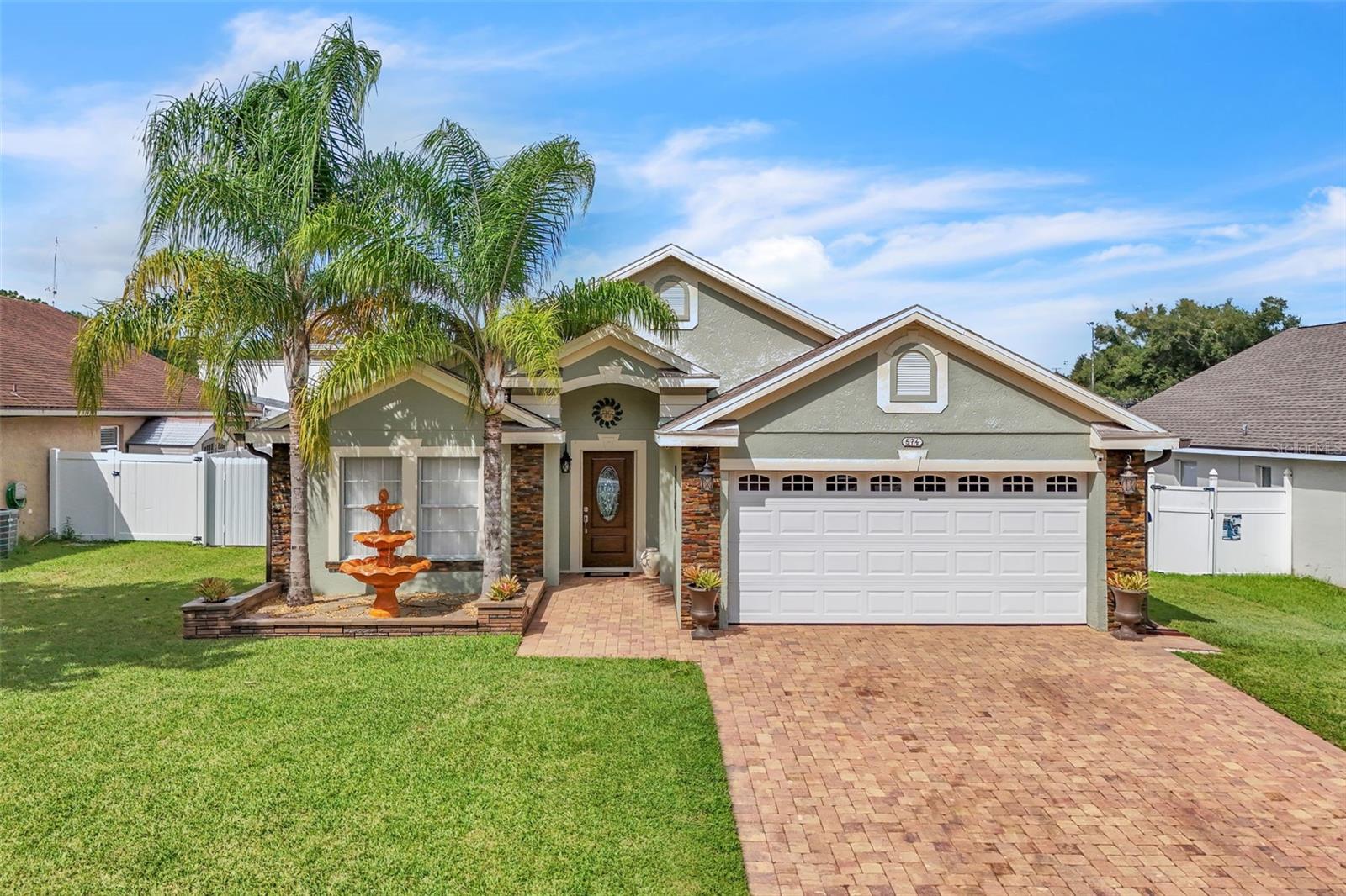 574 ROUZER ST, APOPKA, FL, 32712