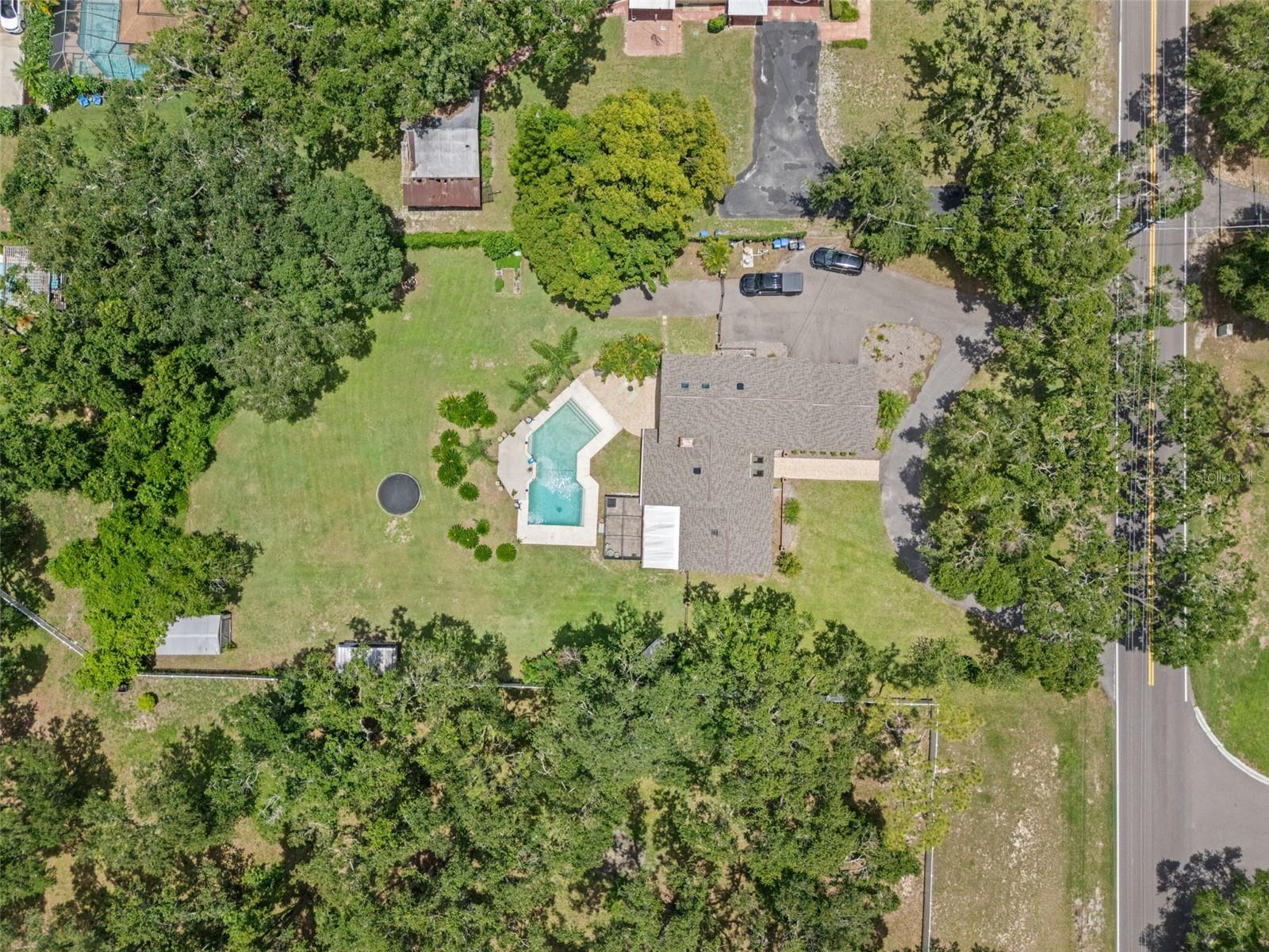 2306 S VALRICO RD, VALRICO, FL, 33596