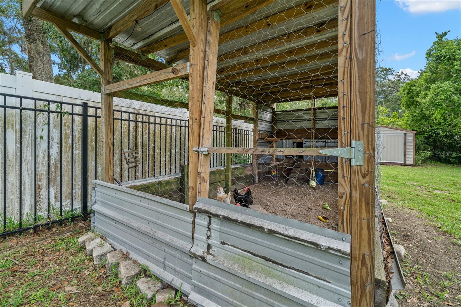 2306 S VALRICO RD, VALRICO, FL, 33596