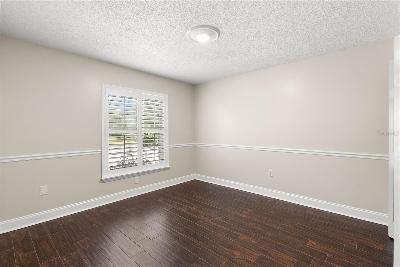 2306 S VALRICO RD, VALRICO, FL, 33596