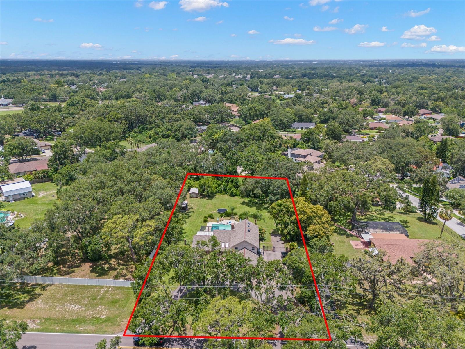 2306 S VALRICO RD, VALRICO, FL, 33596