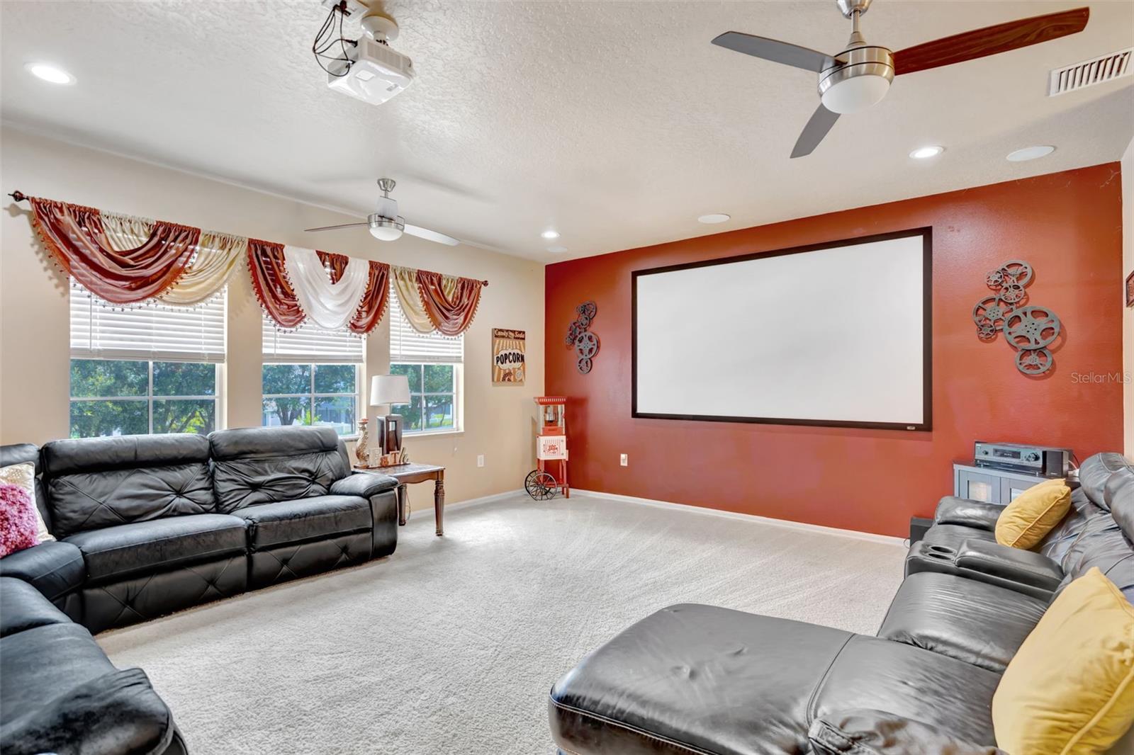 6932 GRAY CATBIRD LOOP, WESLEY CHAPEL, FL, 33545