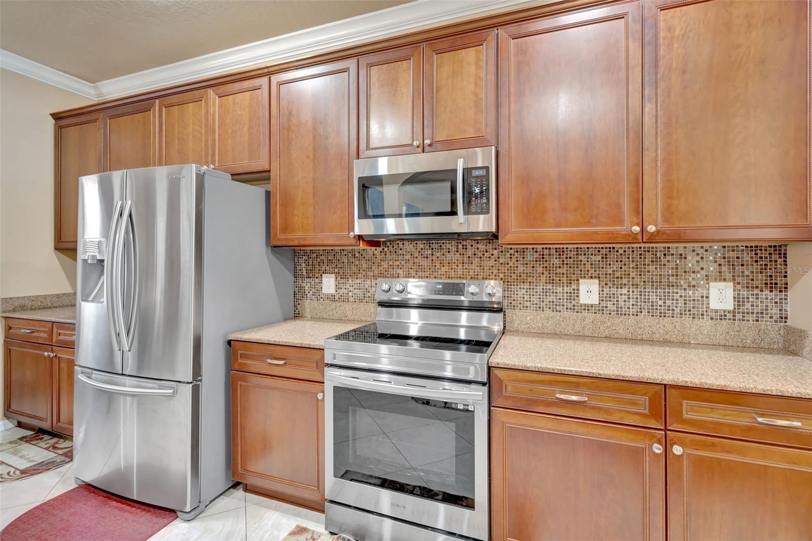 6932 GRAY CATBIRD LOOP, WESLEY CHAPEL, FL, 33545