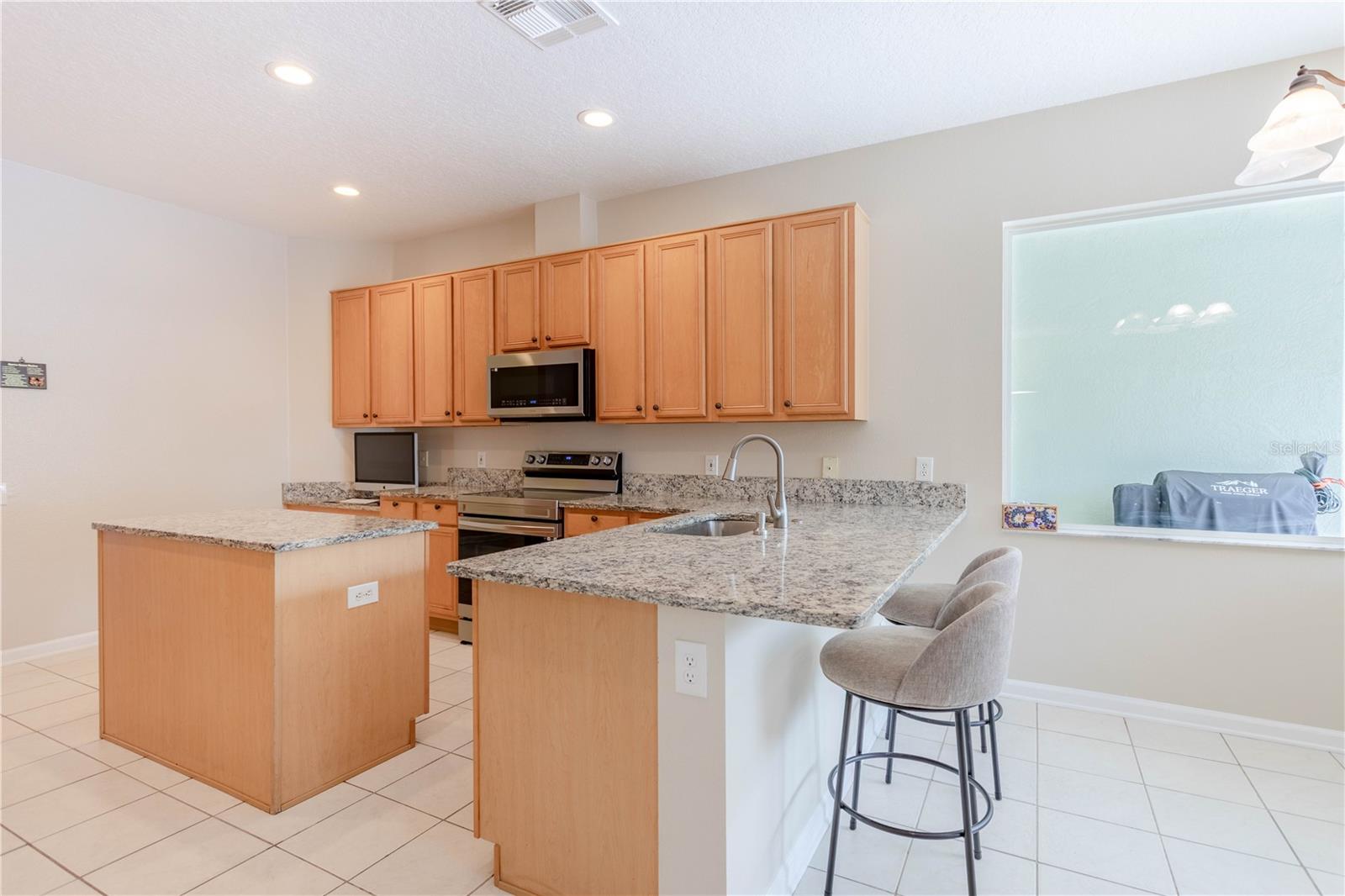 2406 BLOSSOMWOOD DR, OVIEDO, FL, 32765