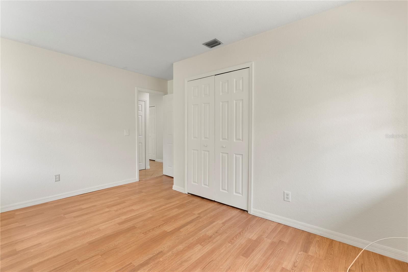 211 VALENCIA RD, DEBARY, FL, 32713