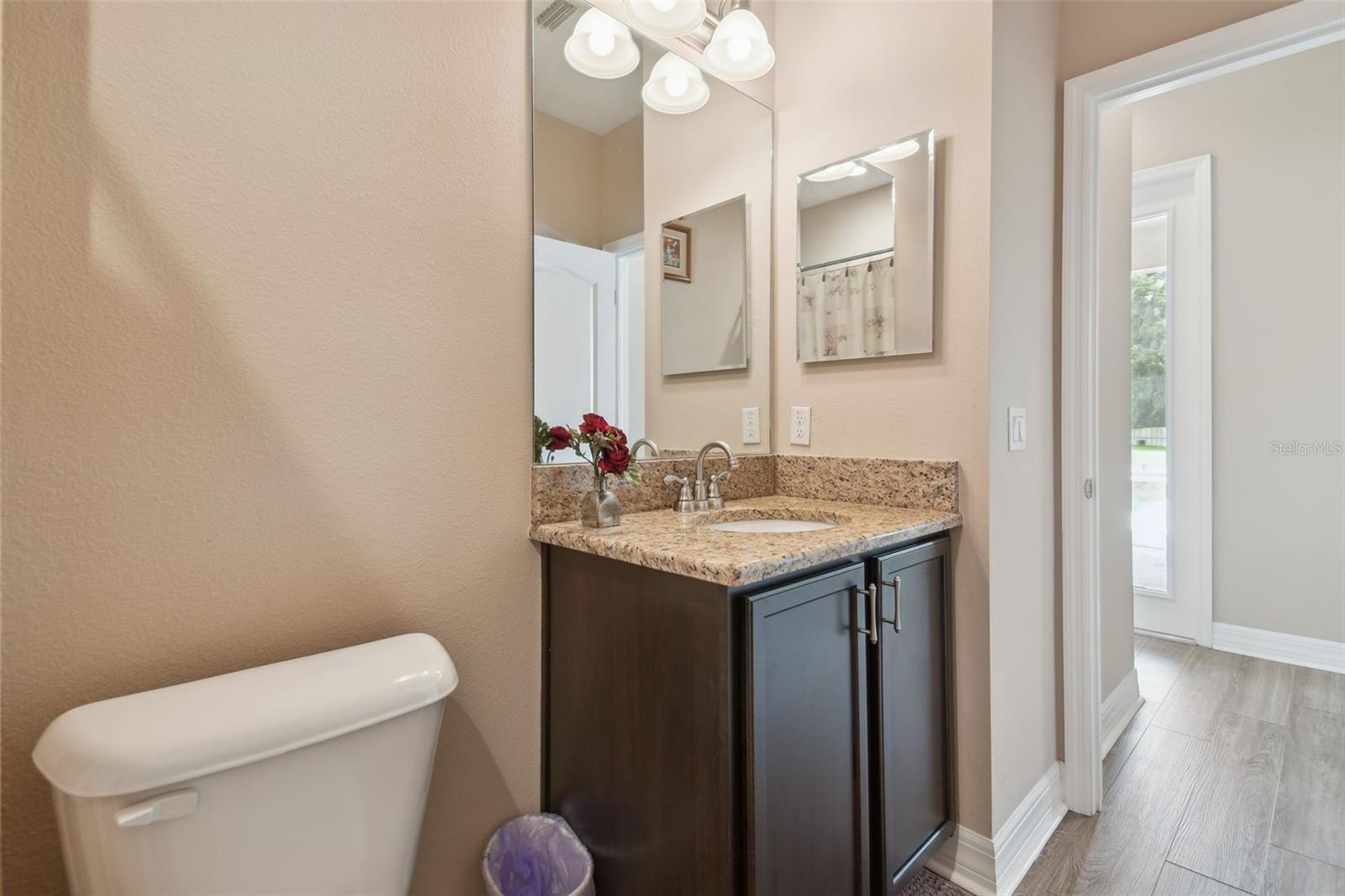 2566 LAKE MANOR DR, LAND O LAKES, FL, 34639