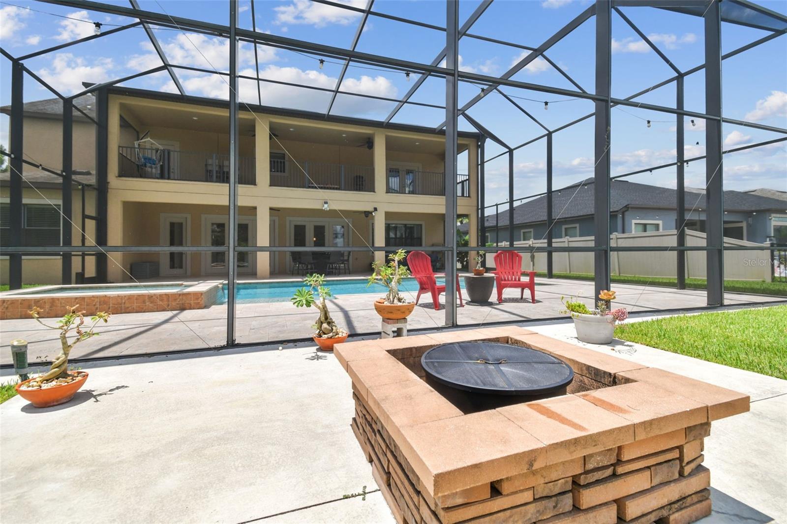 2566 LAKE MANOR DR, LAND O LAKES, FL, 34639