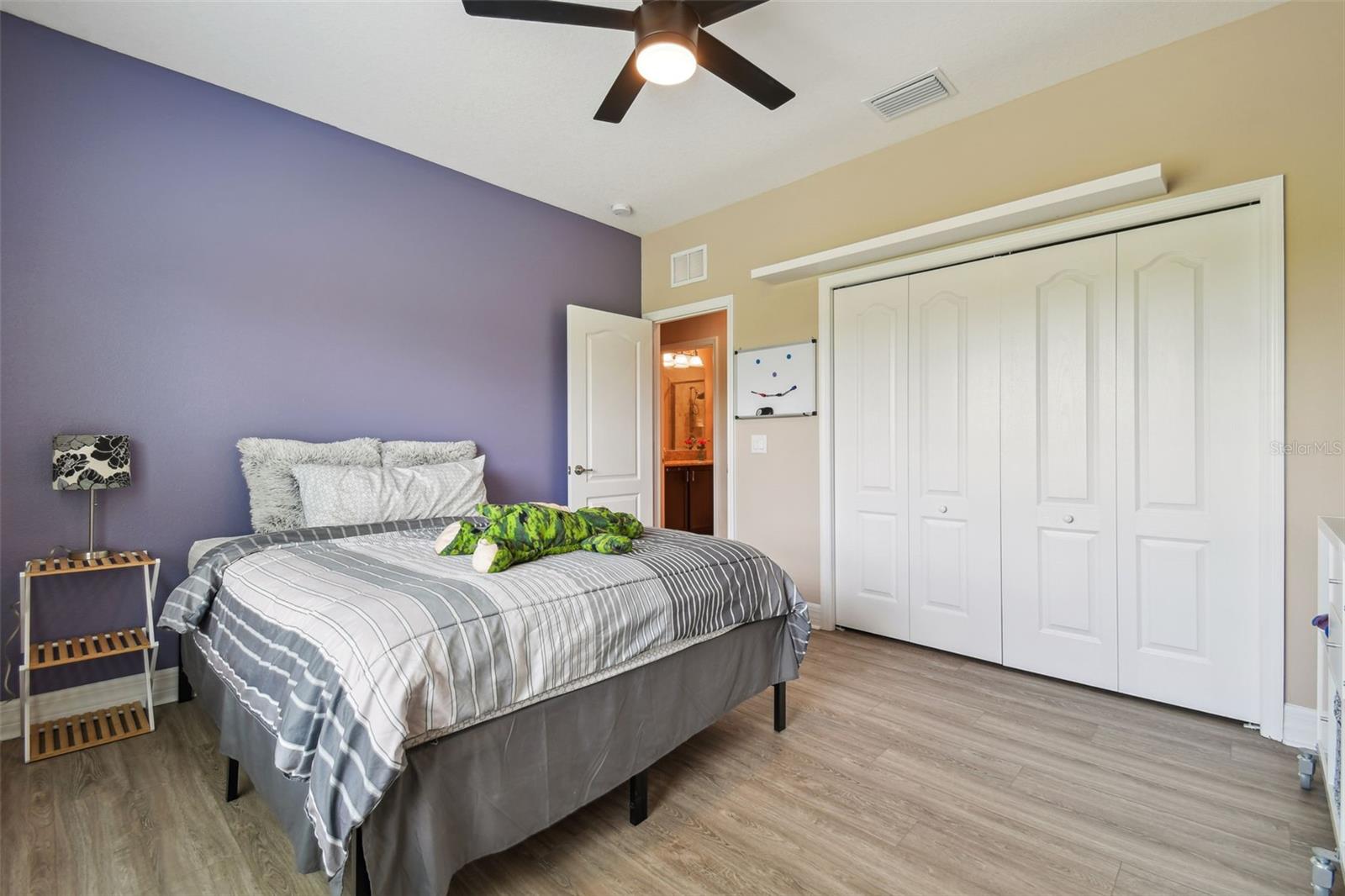 2566 LAKE MANOR DR, LAND O LAKES, FL, 34639