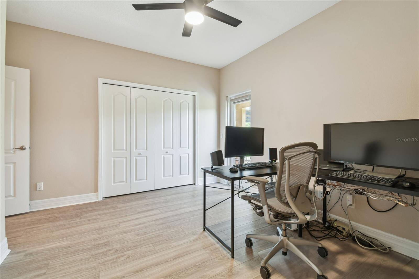 2566 LAKE MANOR DR, LAND O LAKES, FL, 34639