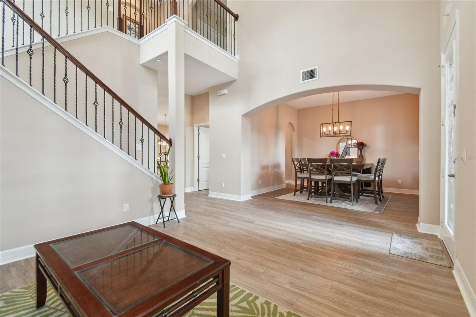 2566 LAKE MANOR DR, LAND O LAKES, FL, 34639