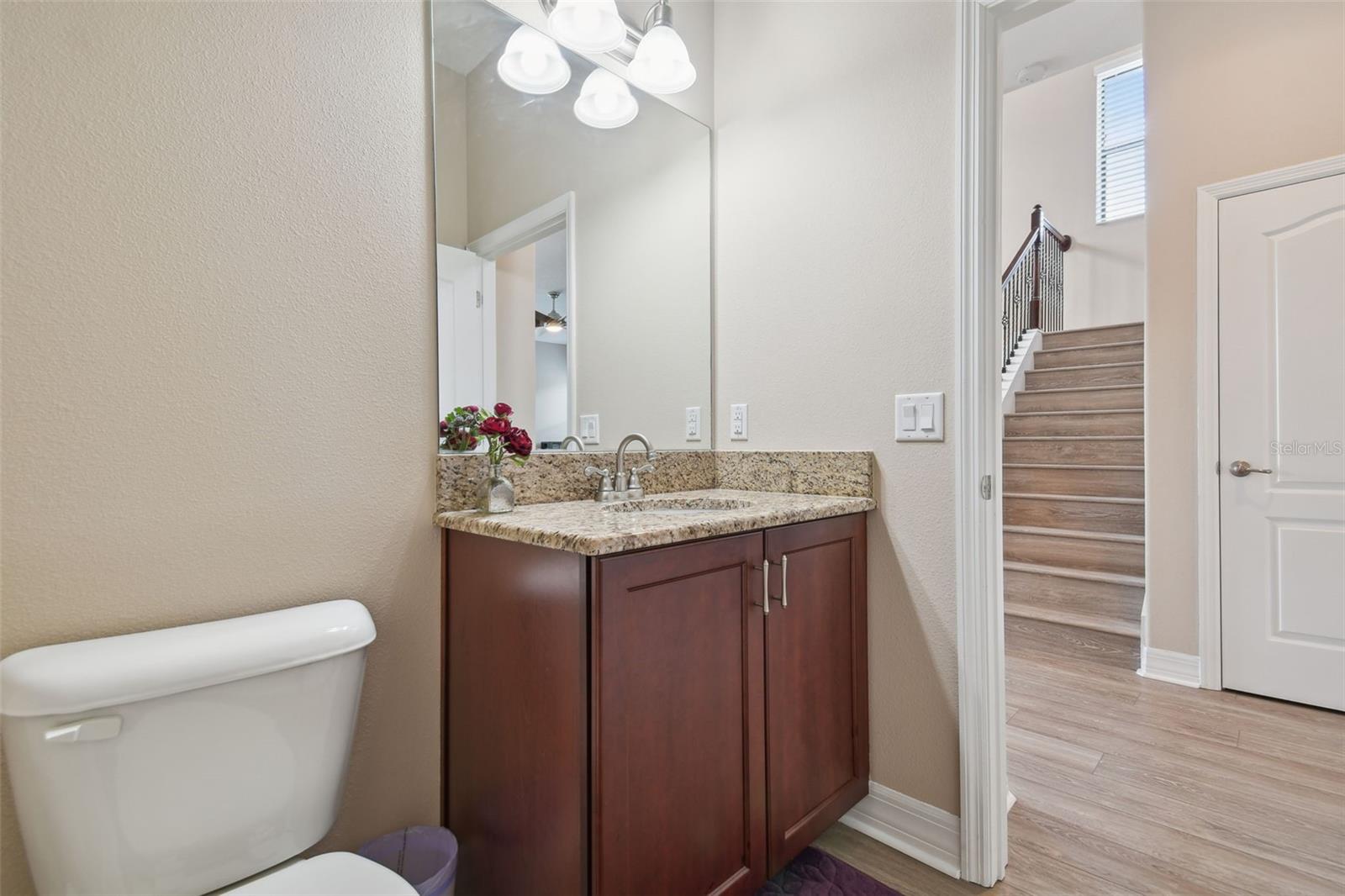 2566 LAKE MANOR DR, LAND O LAKES, FL, 34639