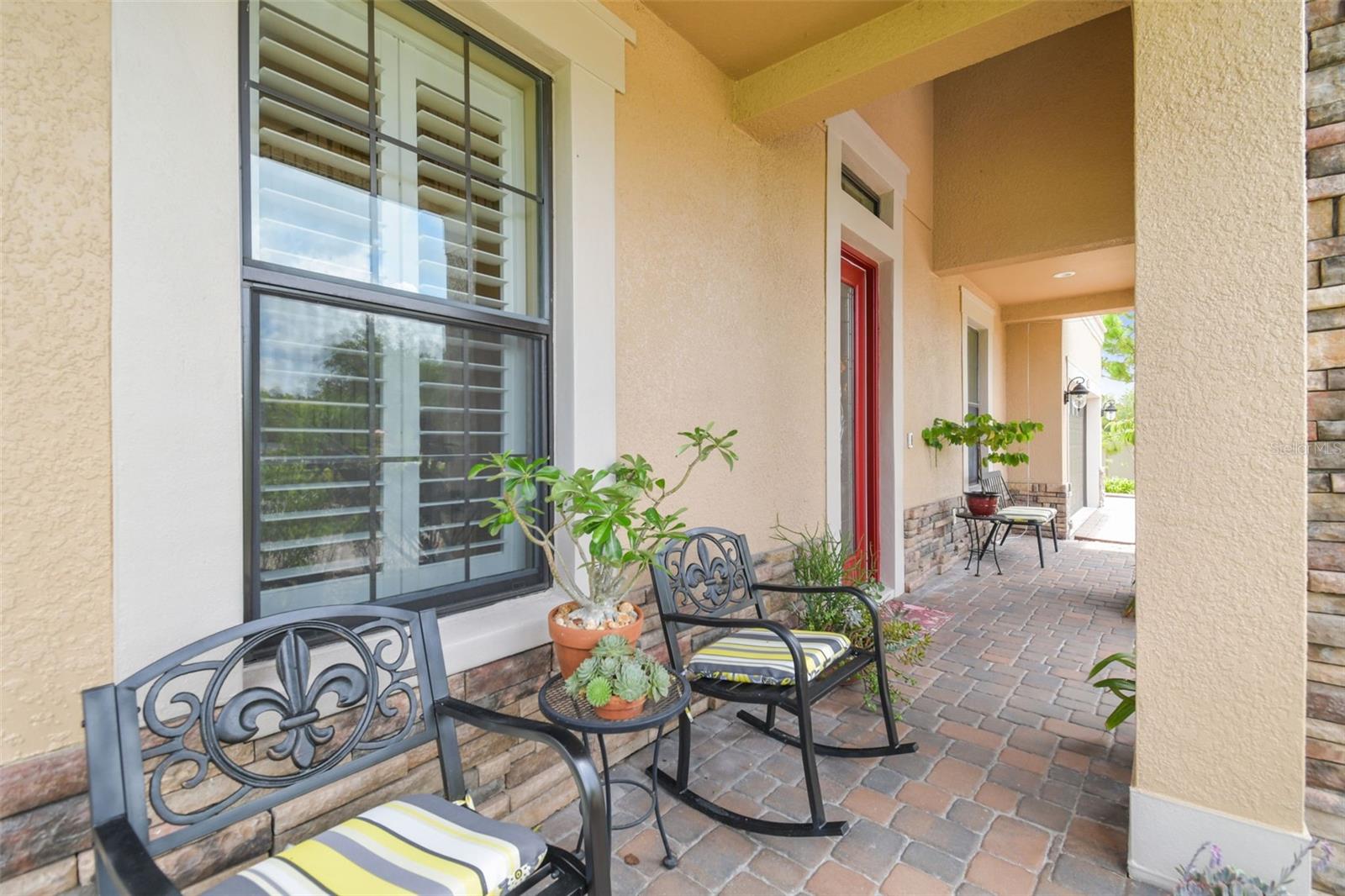 2566 LAKE MANOR DR, LAND O LAKES, FL, 34639