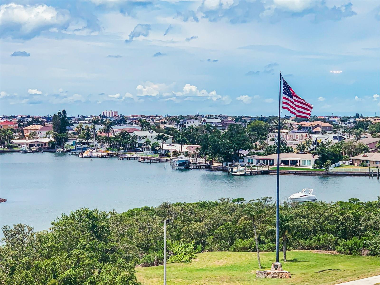 100 BLUFF VIEW DR #511C, BELLEAIR BLUFFS, FL, 33770