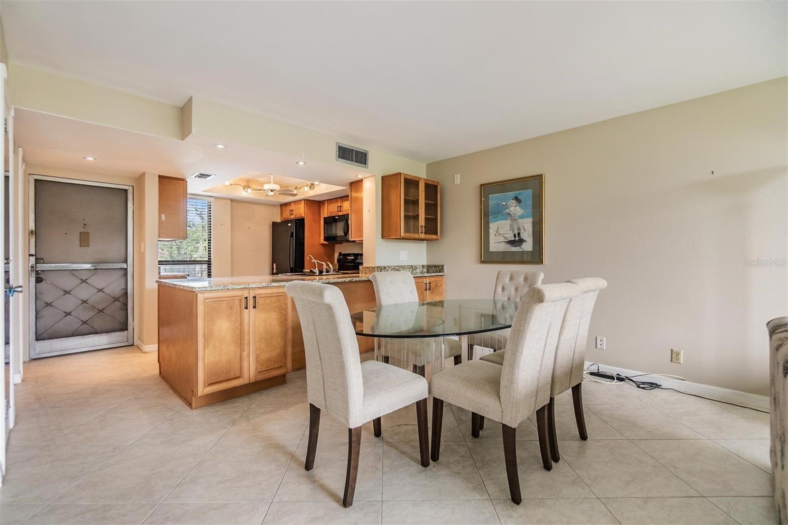 TB8394854 Property Photo