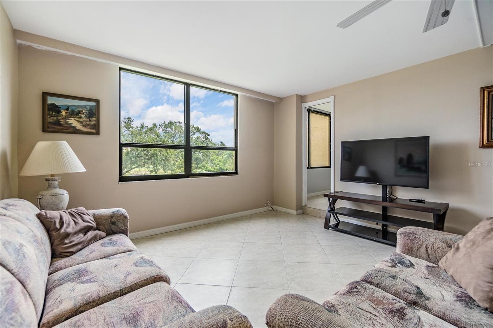 TB8394854 Property Photo