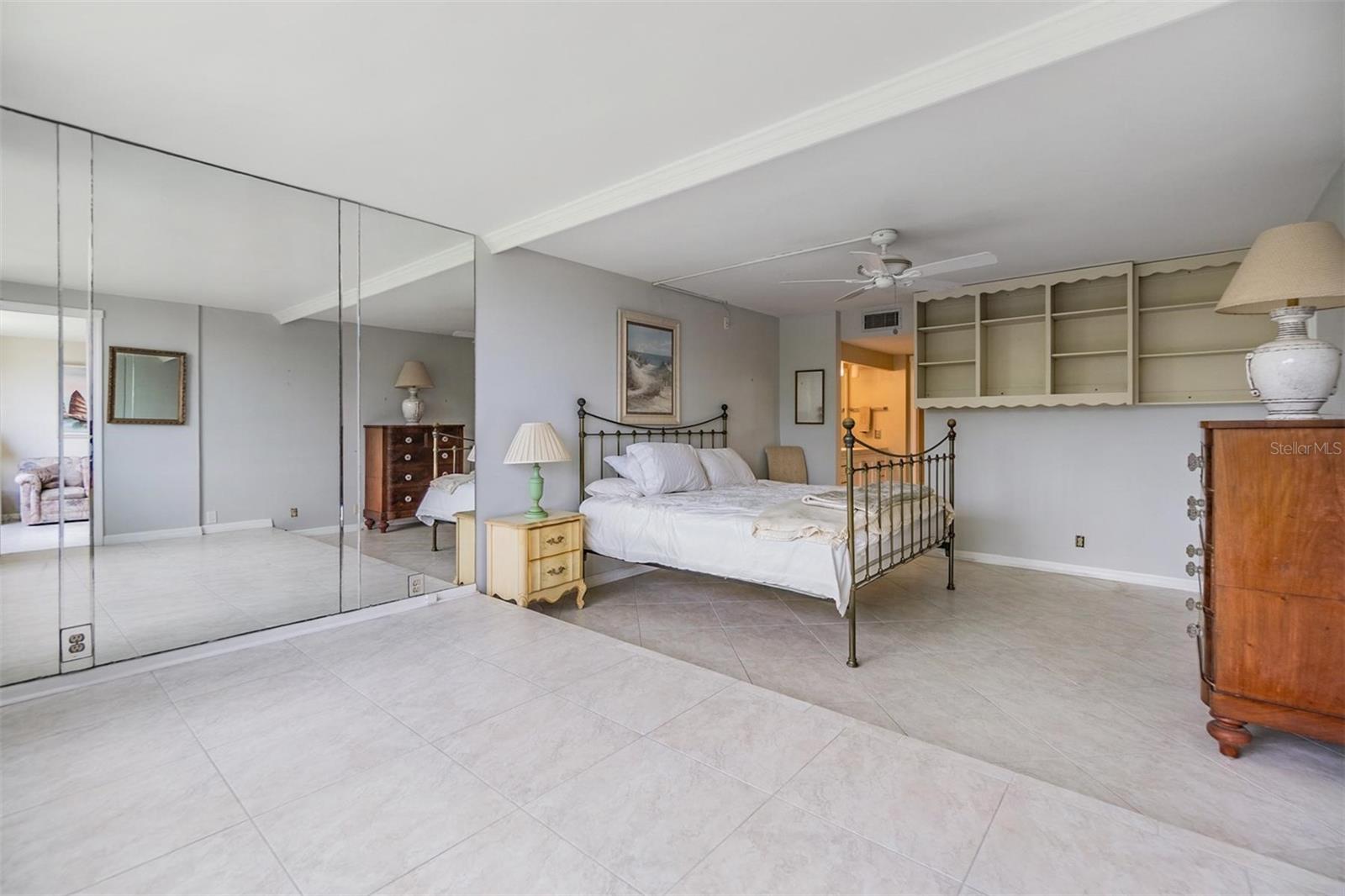 TB8394854 Property Photo