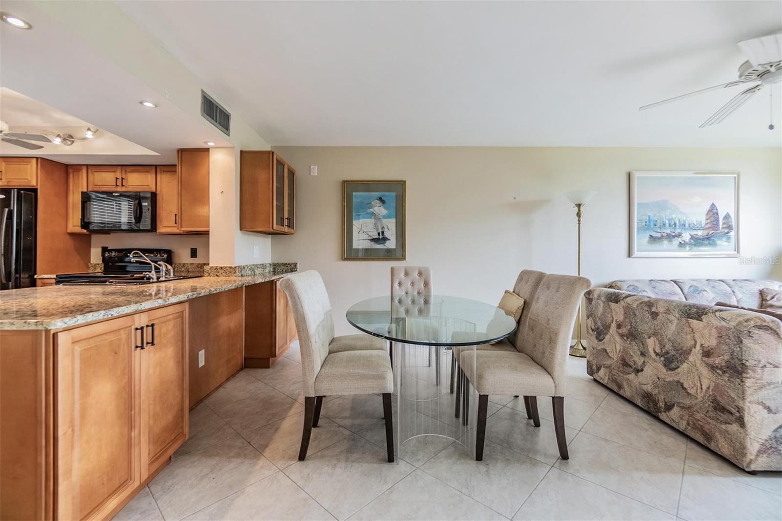 TB8394854 Property Photo