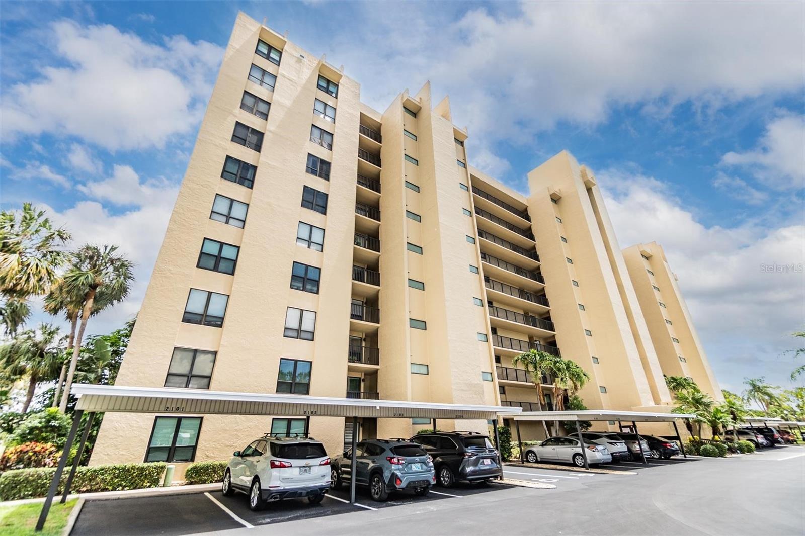 TB8394854 Property Photo