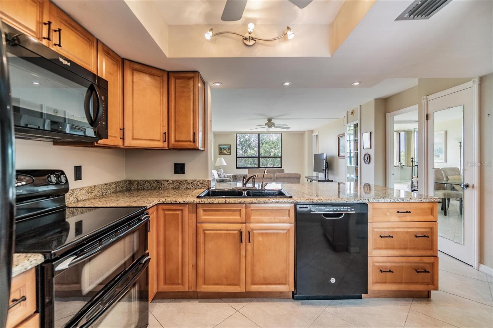 TB8394854 Property Photo