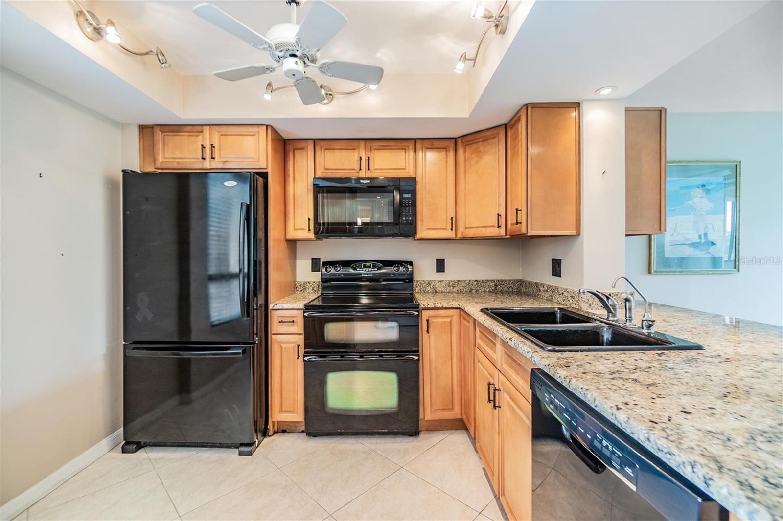 TB8394854 Property Photo