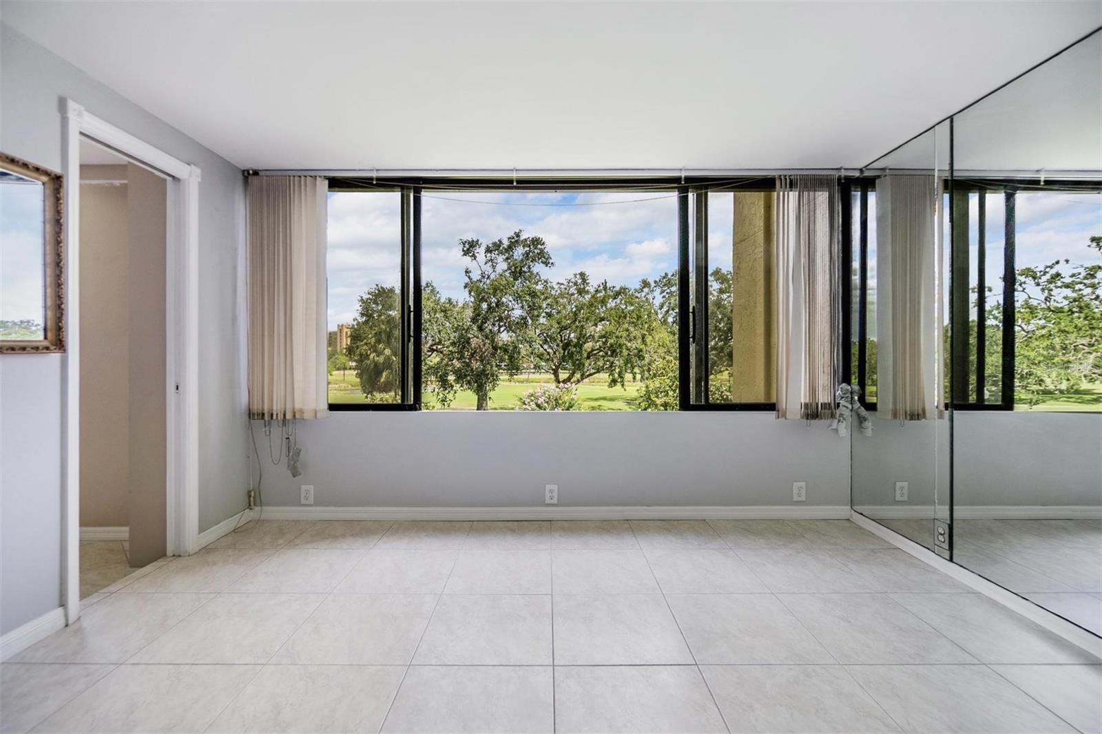 TB8394854 Property Photo